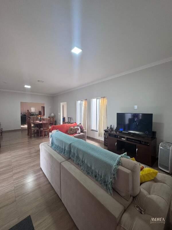  à venda 3426 Casa Campos Verdes Araras SP 530.000,00: 