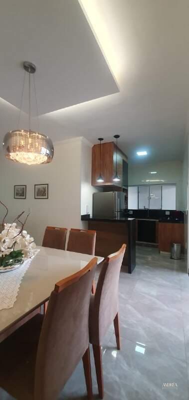  à venda 3430 Casa Campos Verdes Araras SP 690.000,00: 