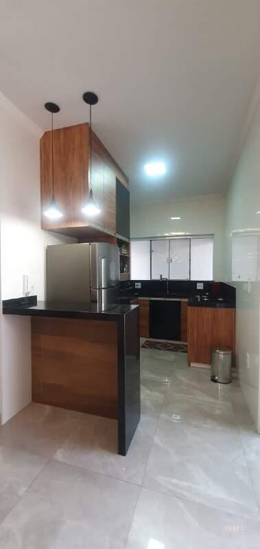  à venda 3430 Casa Campos Verdes Araras SP 690.000,00: 