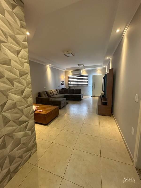  à venda 3485 Casa Abolição Araras SP 650.000,00: 