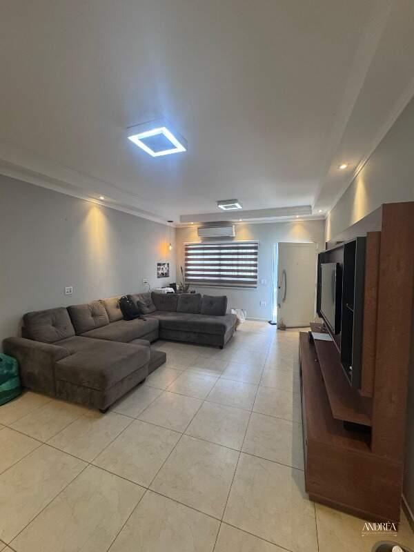  à venda 3485 Casa Abolição Araras SP 650.000,00: 