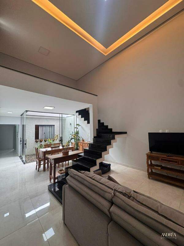  à venda 3744 Casa Villagio Samantha Araras SP 740.000,00: 