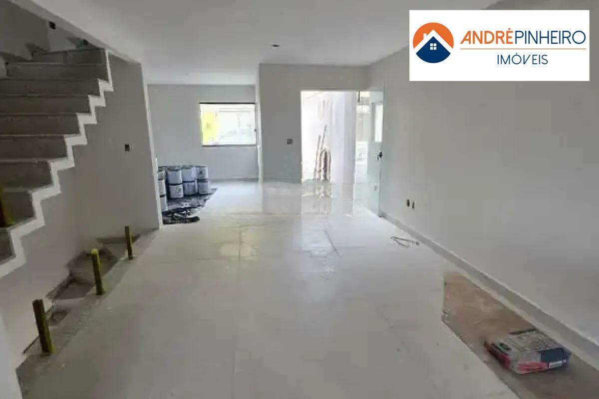 Casa à venda no Jardim Atlântico: 