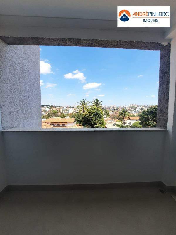 Apartamento à venda no Santa Branca: 