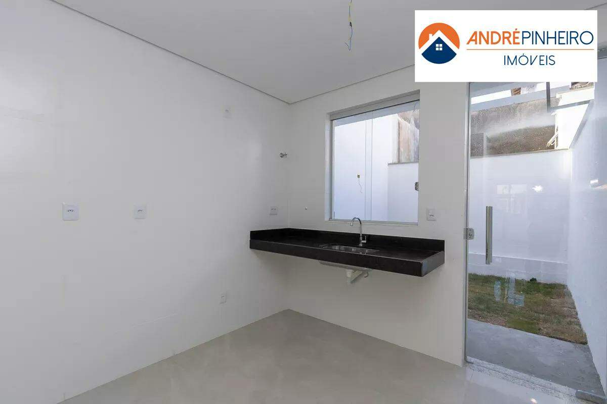 Casa à venda no Floramar: 