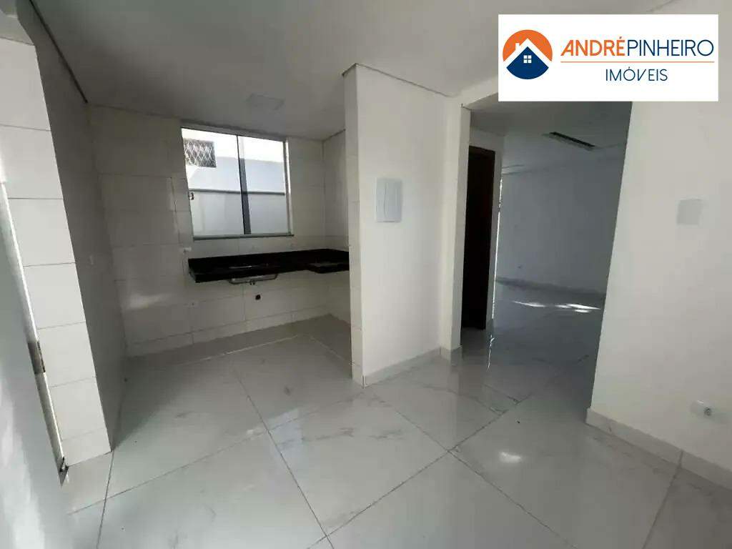 Casa à venda no Etelvina Carneiro: 