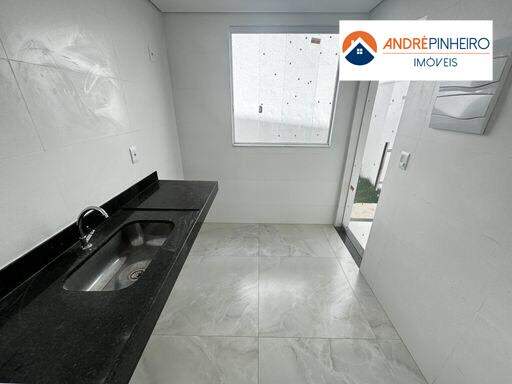 Casa à venda no Planalto: 