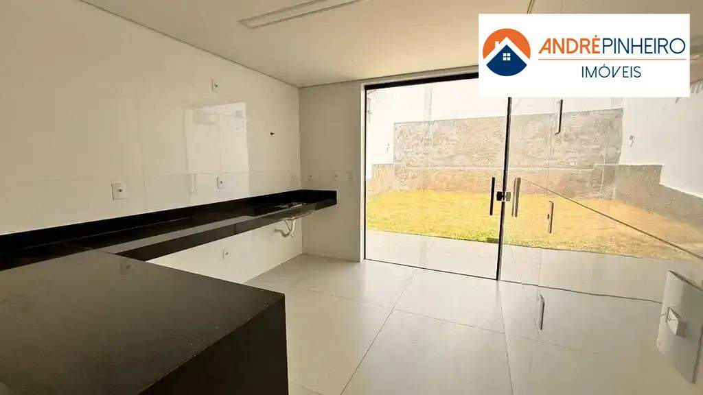 Casa à venda no Planalto: 