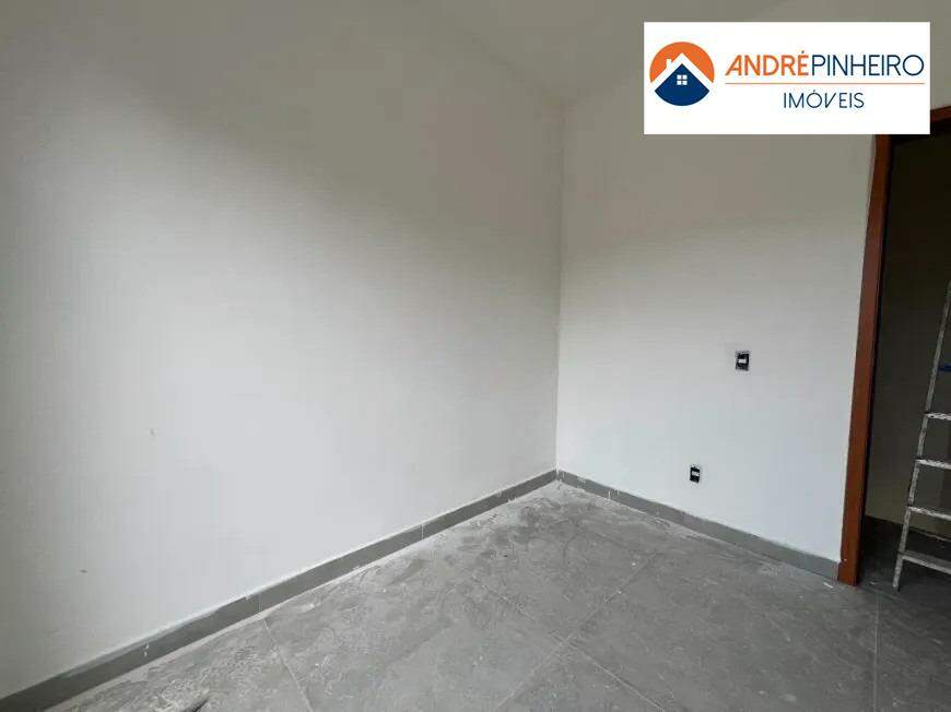 Casa à venda no Letícia: 