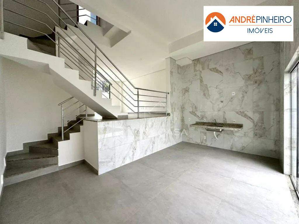 Casa à venda no Letícia: 