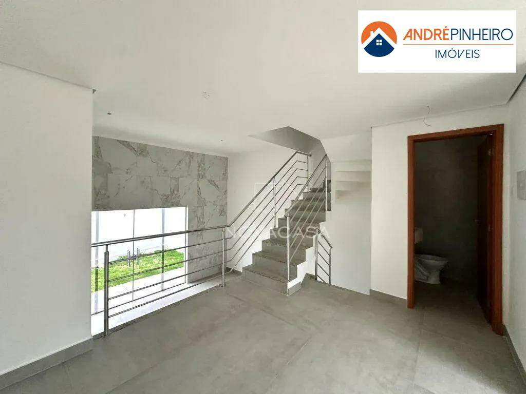 Casa à venda no Letícia: 