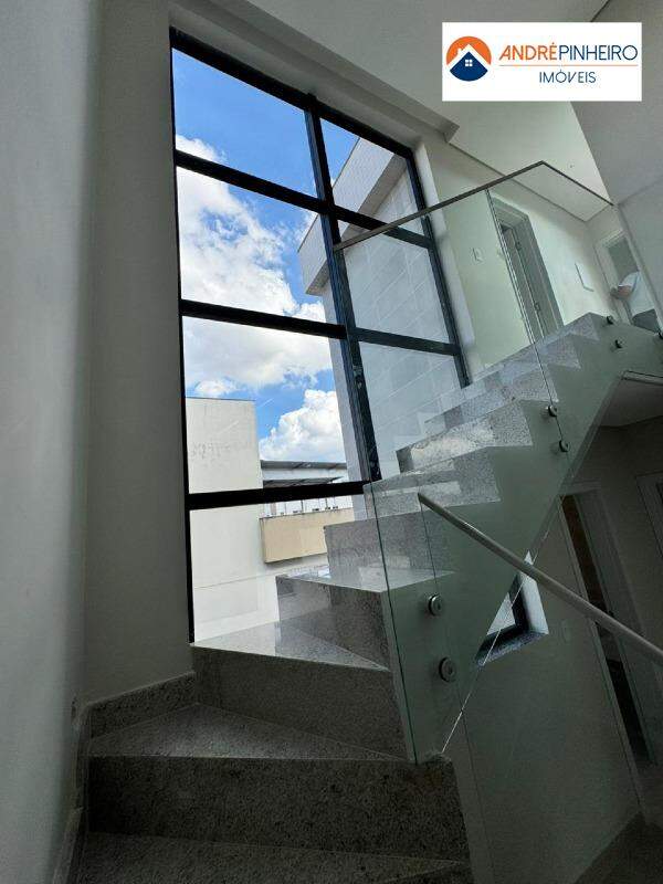 Cobertura à venda no Itapoã: 