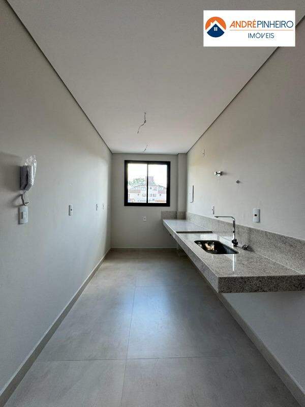 Cobertura à venda no Itapoã: 