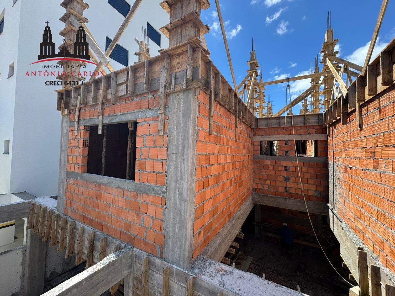 Apartamento à venda no PRAIA GRANDE : Em fase de Obras Atualizadas em 05/12/25