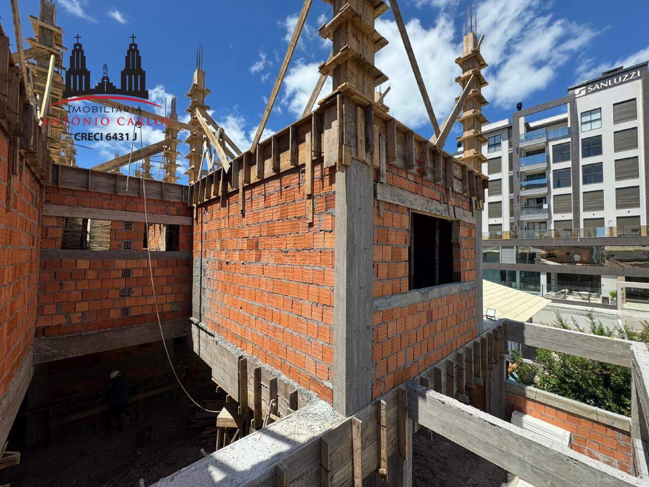 Apartamento à venda no PRAIA GRANDE : Em fase de Obras Atualizadas em 05/12/25