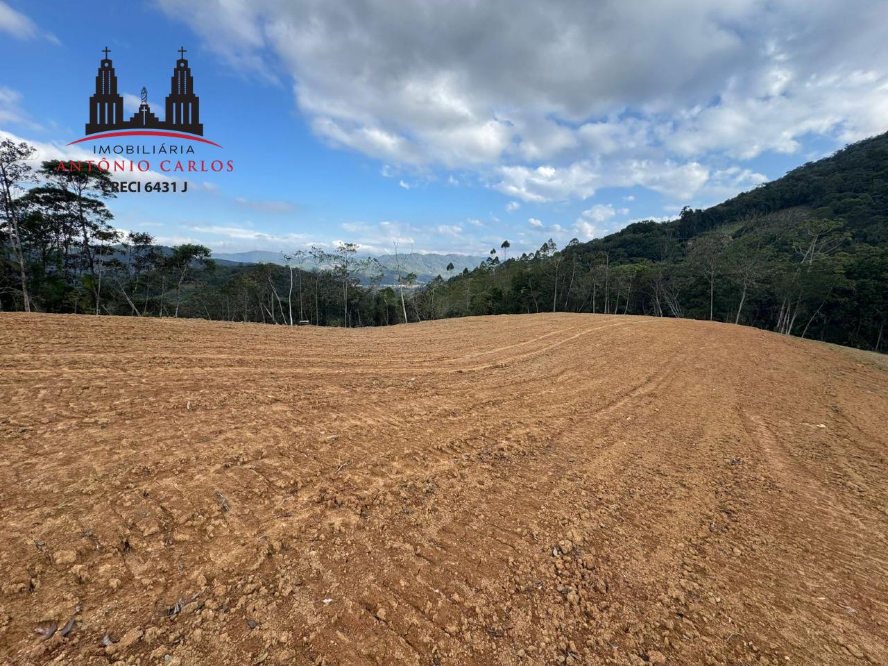 Sítio à venda no Santa Barbara: 