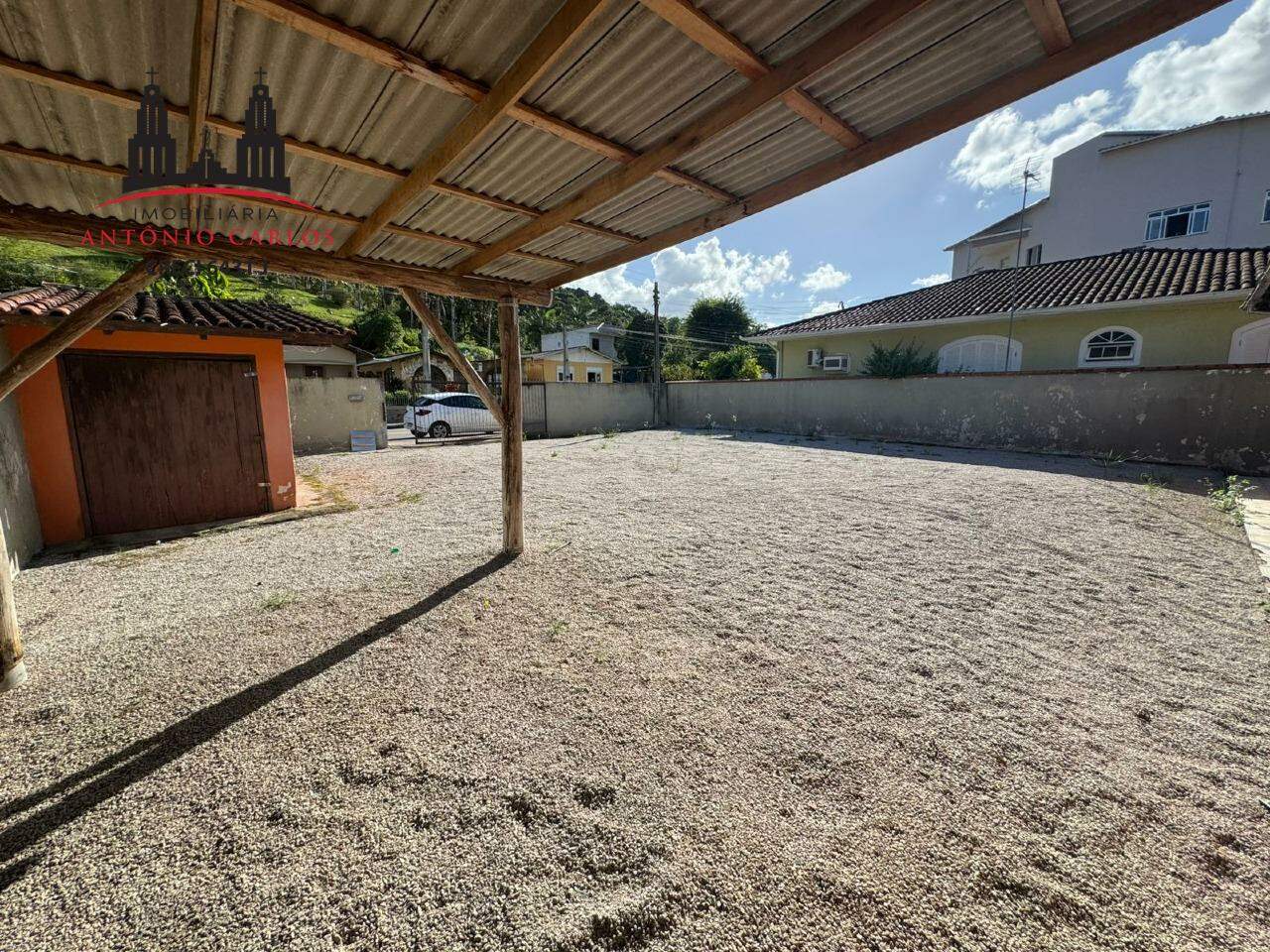 Casa à venda no Centro: 