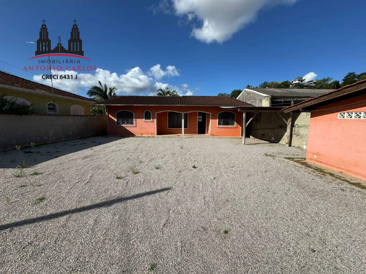 Casa à venda no Centro: 