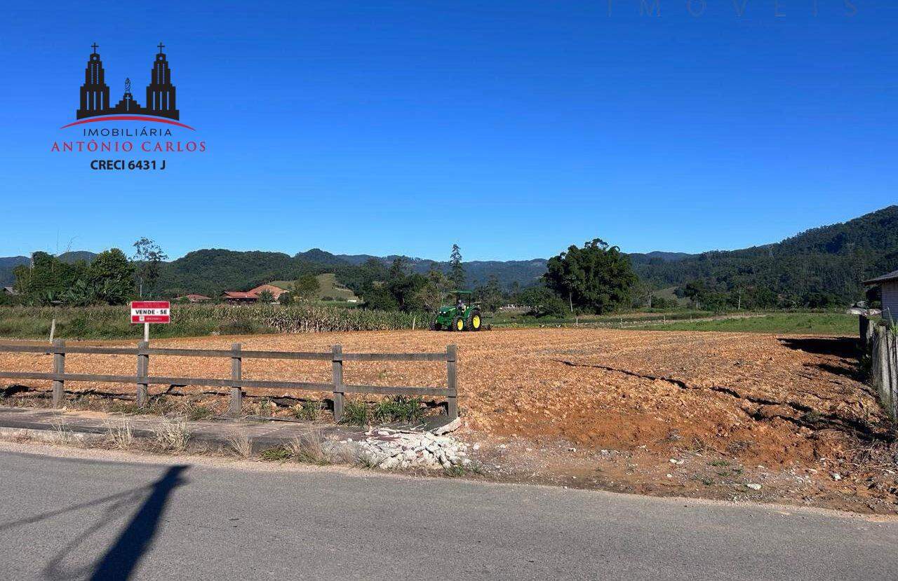 Terreno à venda no Santa Barbara: 