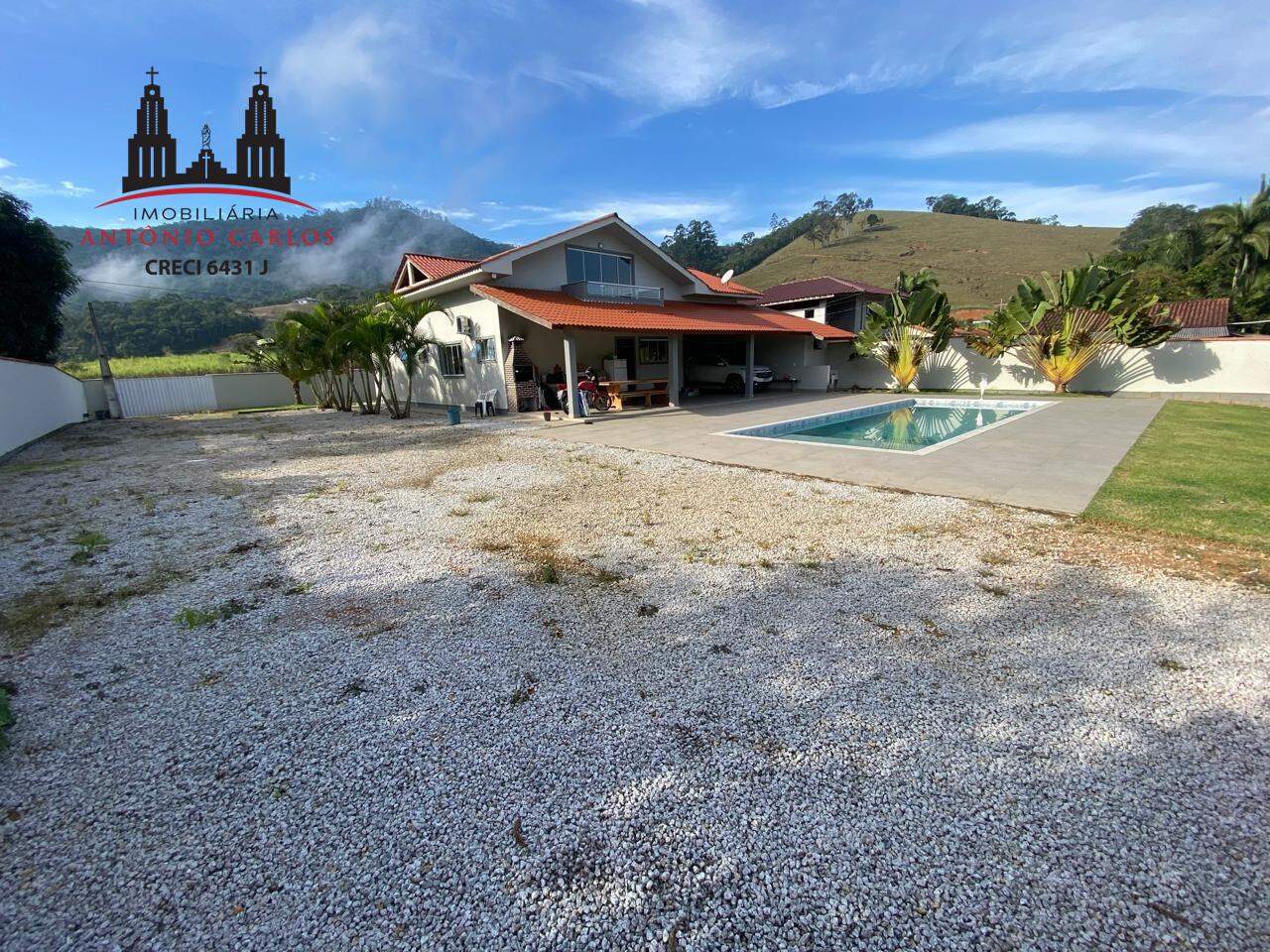 Casa à venda no Guiomar de Baixo: 