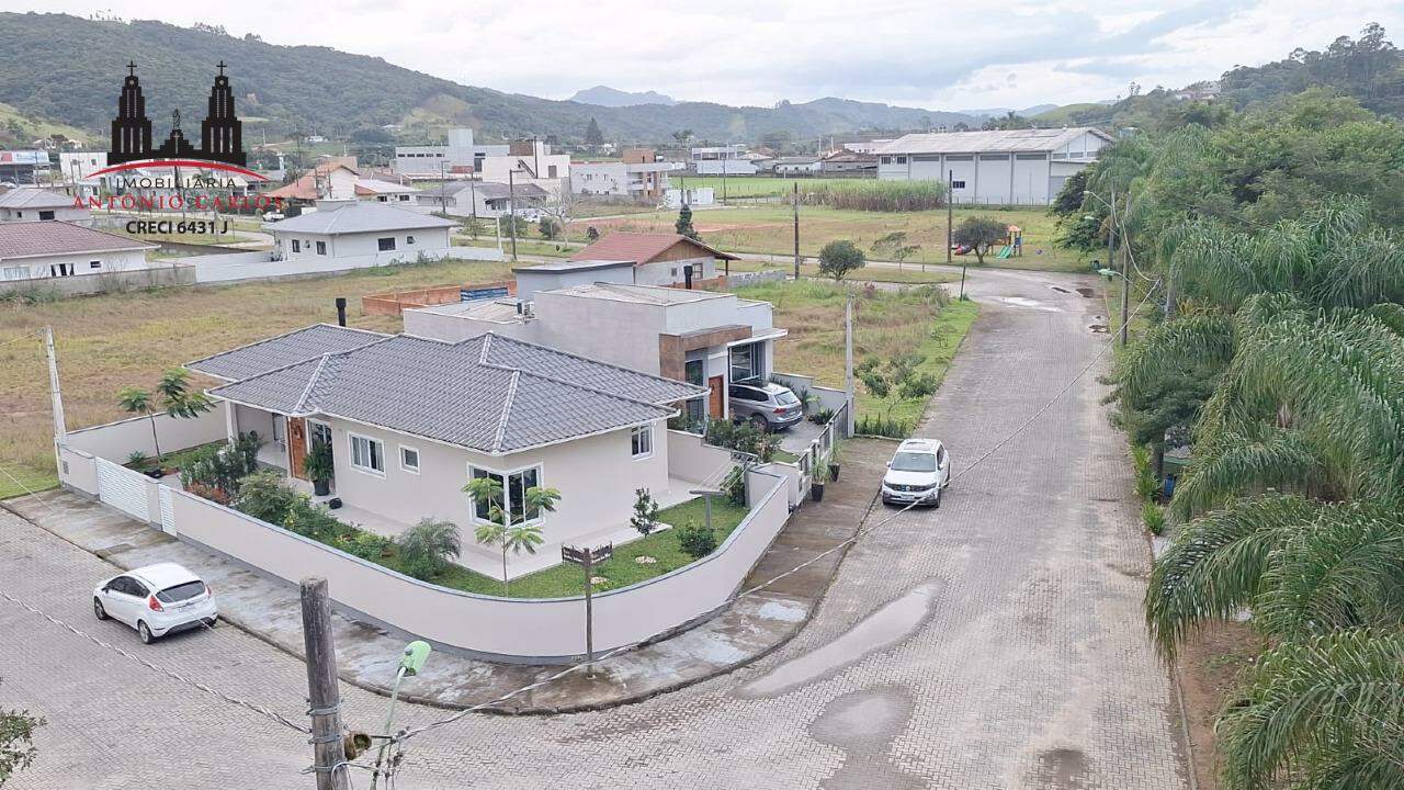 Casa à venda no Centro: 
