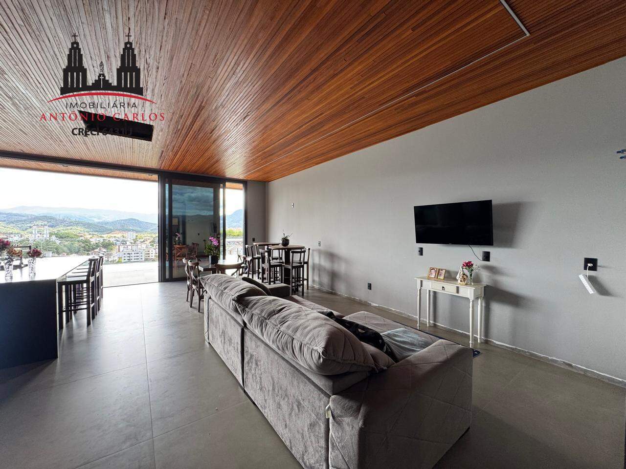 Casa à venda no Centro: 