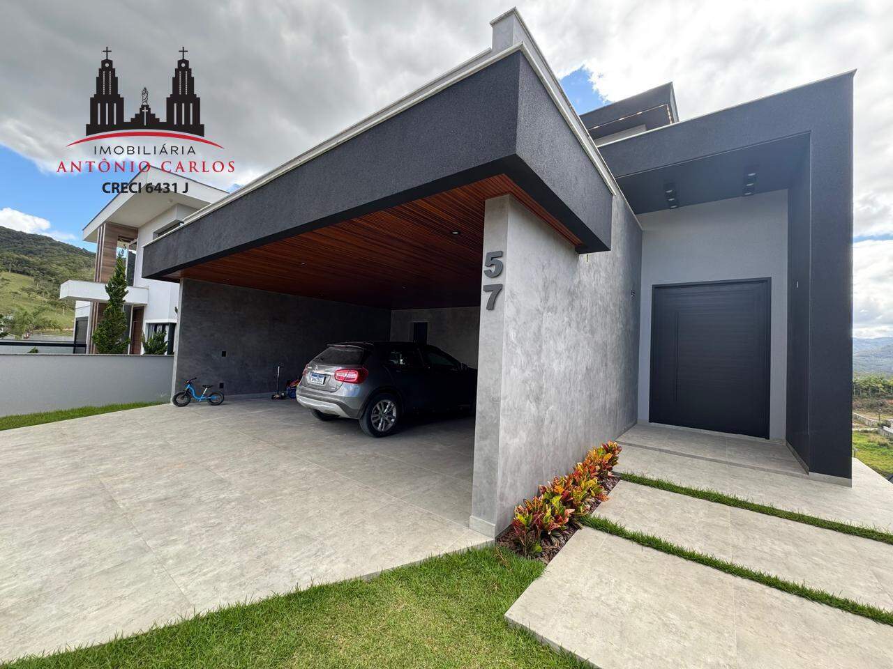 Casa à venda no Centro: 