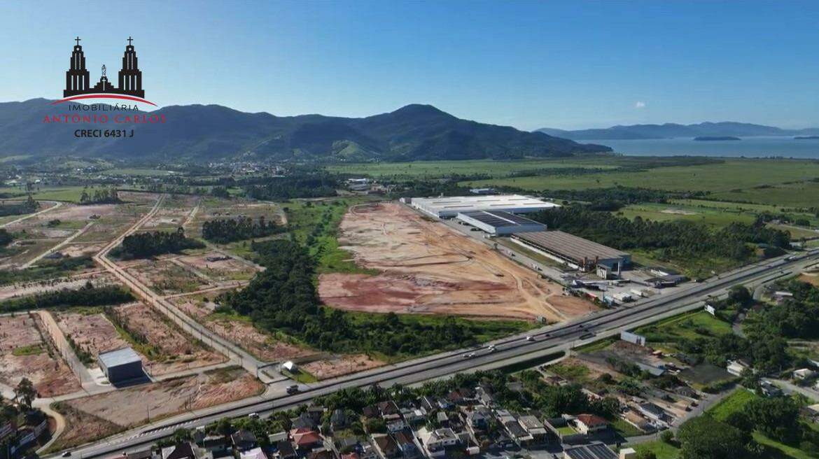 Terreno à venda no Governador Celso Ramos: 