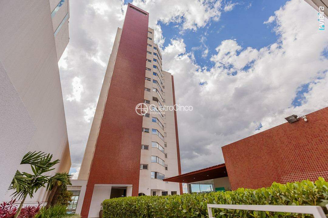 Apartamento à venda 3 quartos, sendo 3 suítes, no bairro Centro em Cascavel Ed. Villa Medine: 