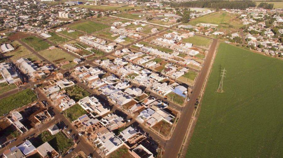 Terreno à venda , sendo , no bairro Santos Dumont em Cascavel : 