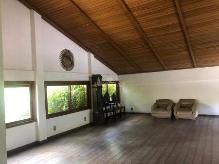 Casa com 5 quartos — São Luíz, Belo Horizonte