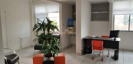 Centro - Prédio comercial à venda na Anuar Donato : 