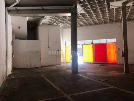 Lourdes - Prédio comercial à venda na Anuar Donato : 