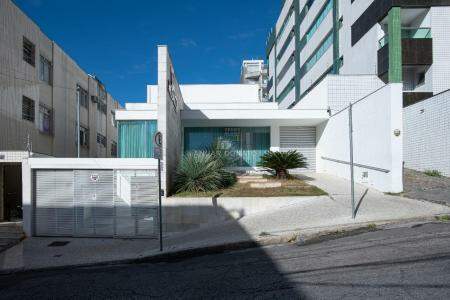 Casa com 1 quarto — Gutierrez, Belo Horizonte
