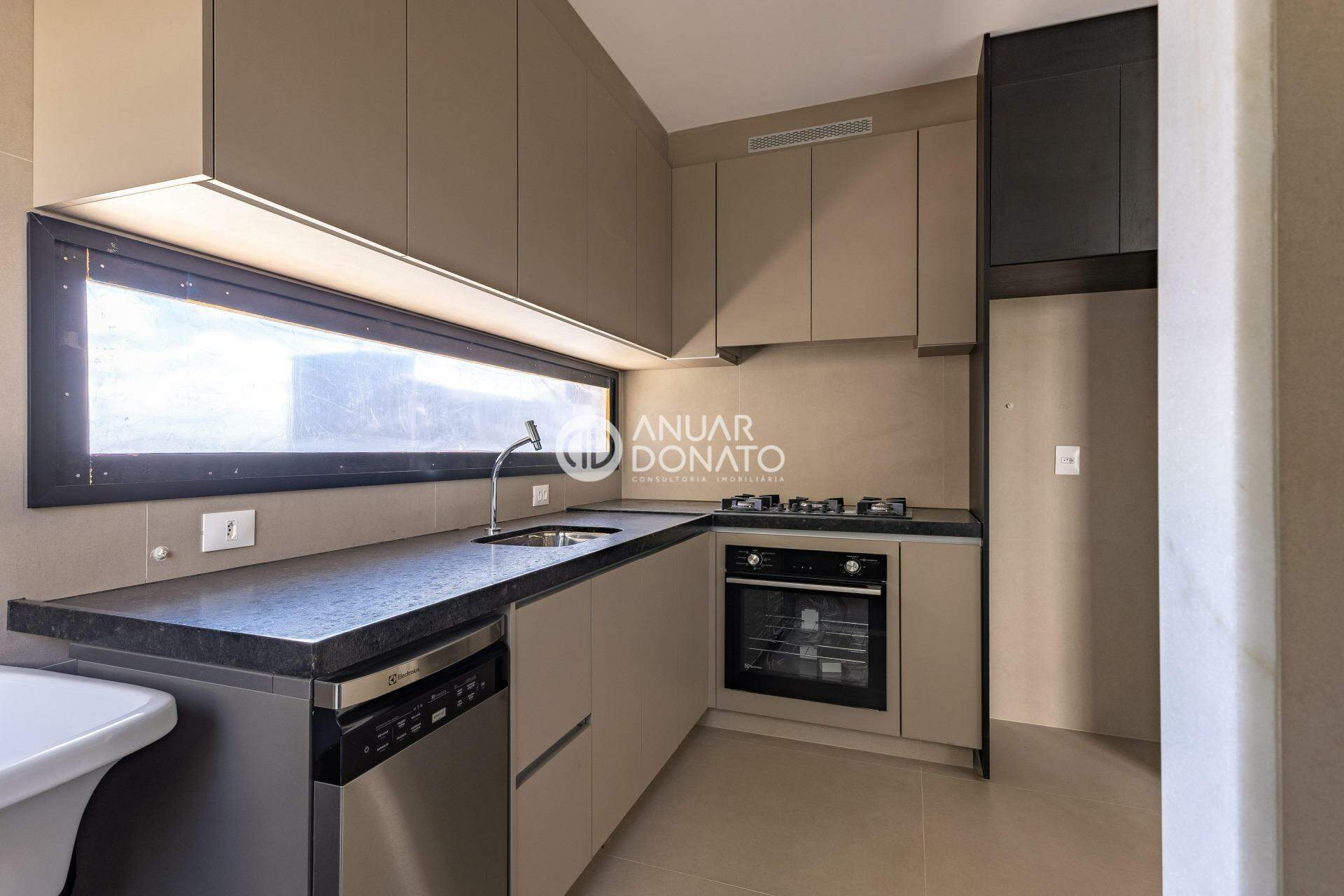 Sion - Apartamento 2 até 3 quartos à venda na Anuar Donato : 