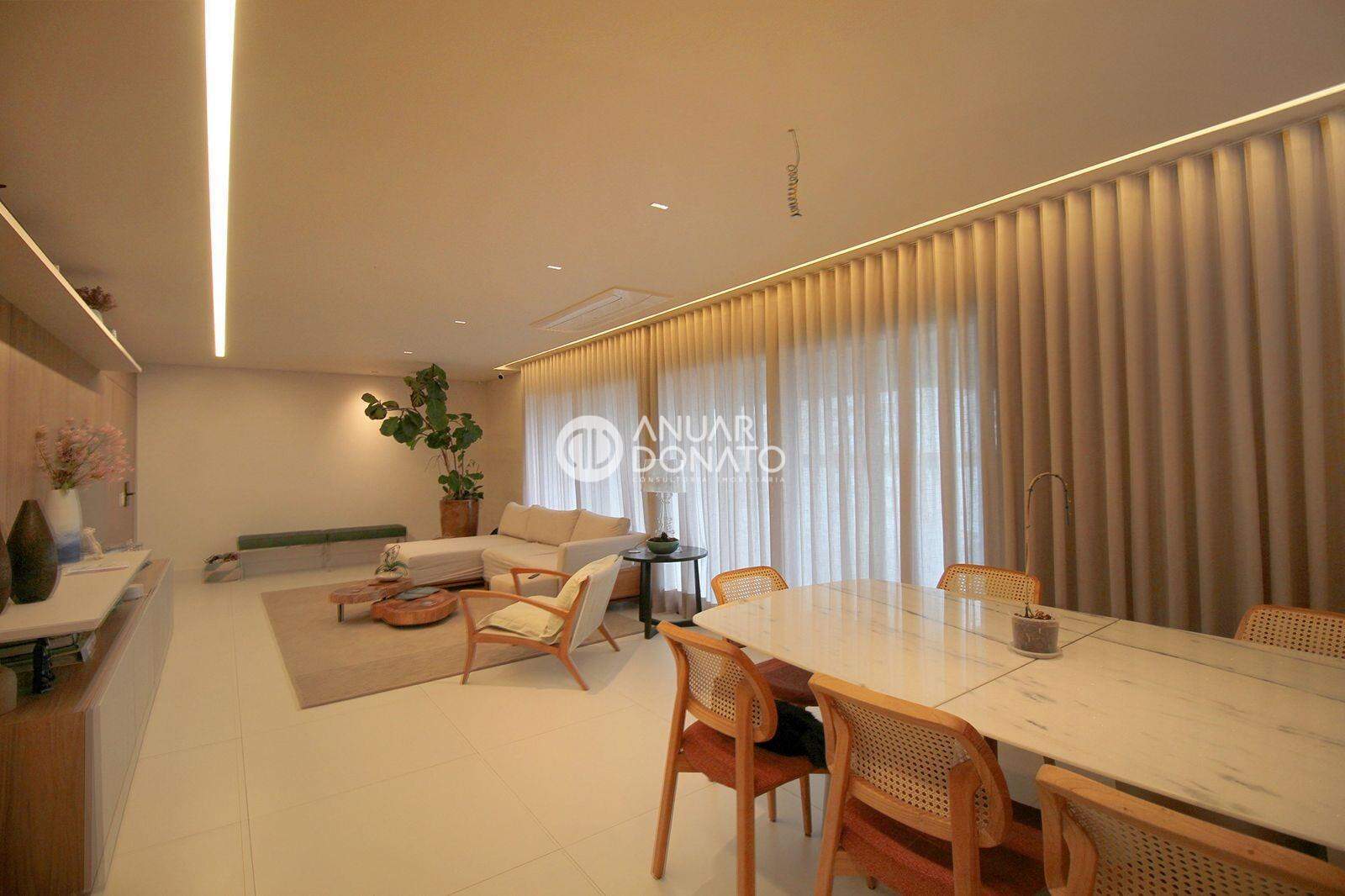 Apartamento com 4 quartos — Santo Antônio, Belo Horizonte