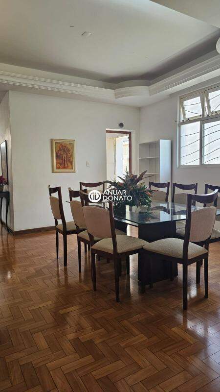 Casa com 6 quartos — Serra, Belo Horizonte