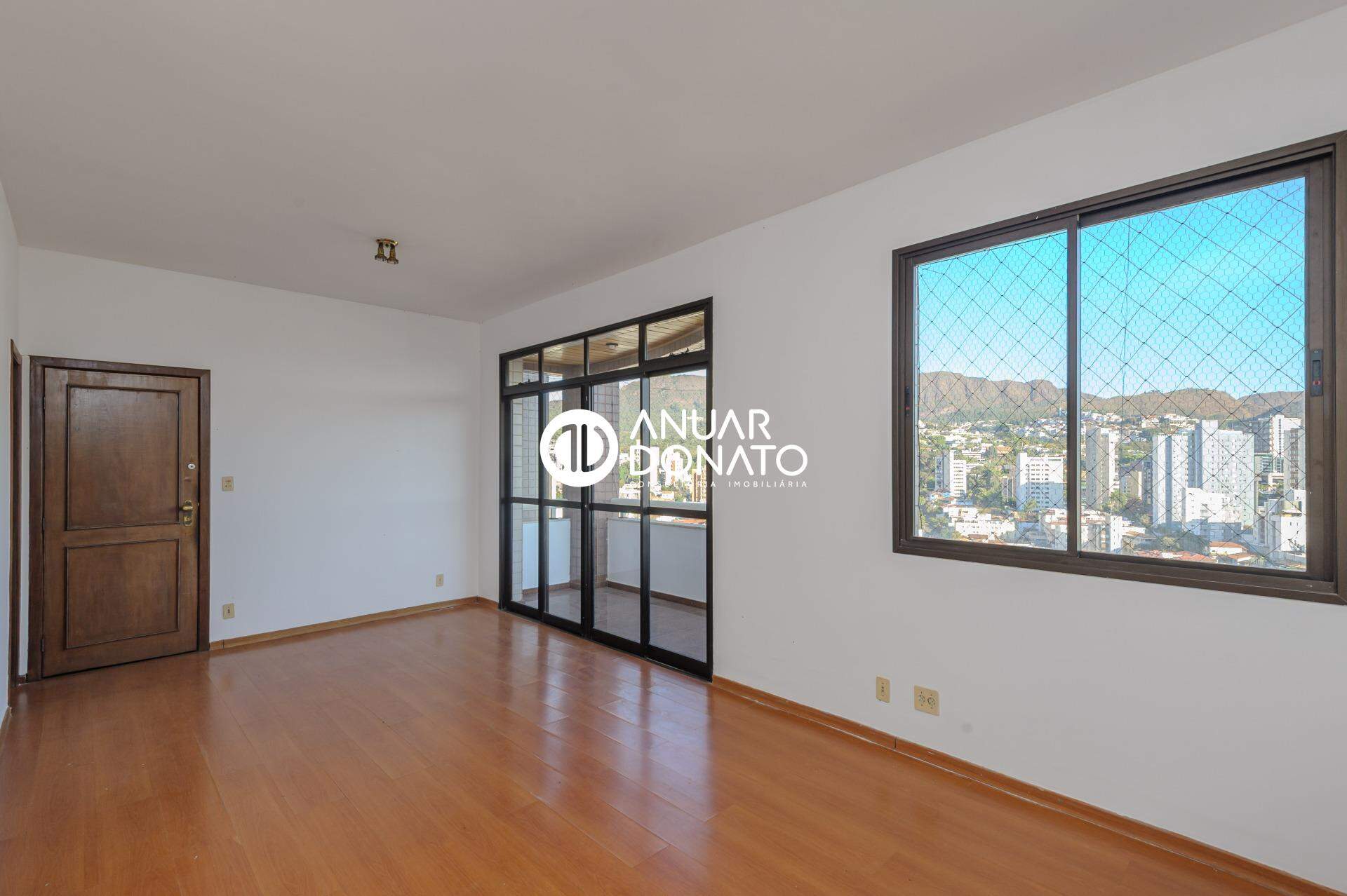 Apartamento com 4 quartos — Serra, Belo Horizonte