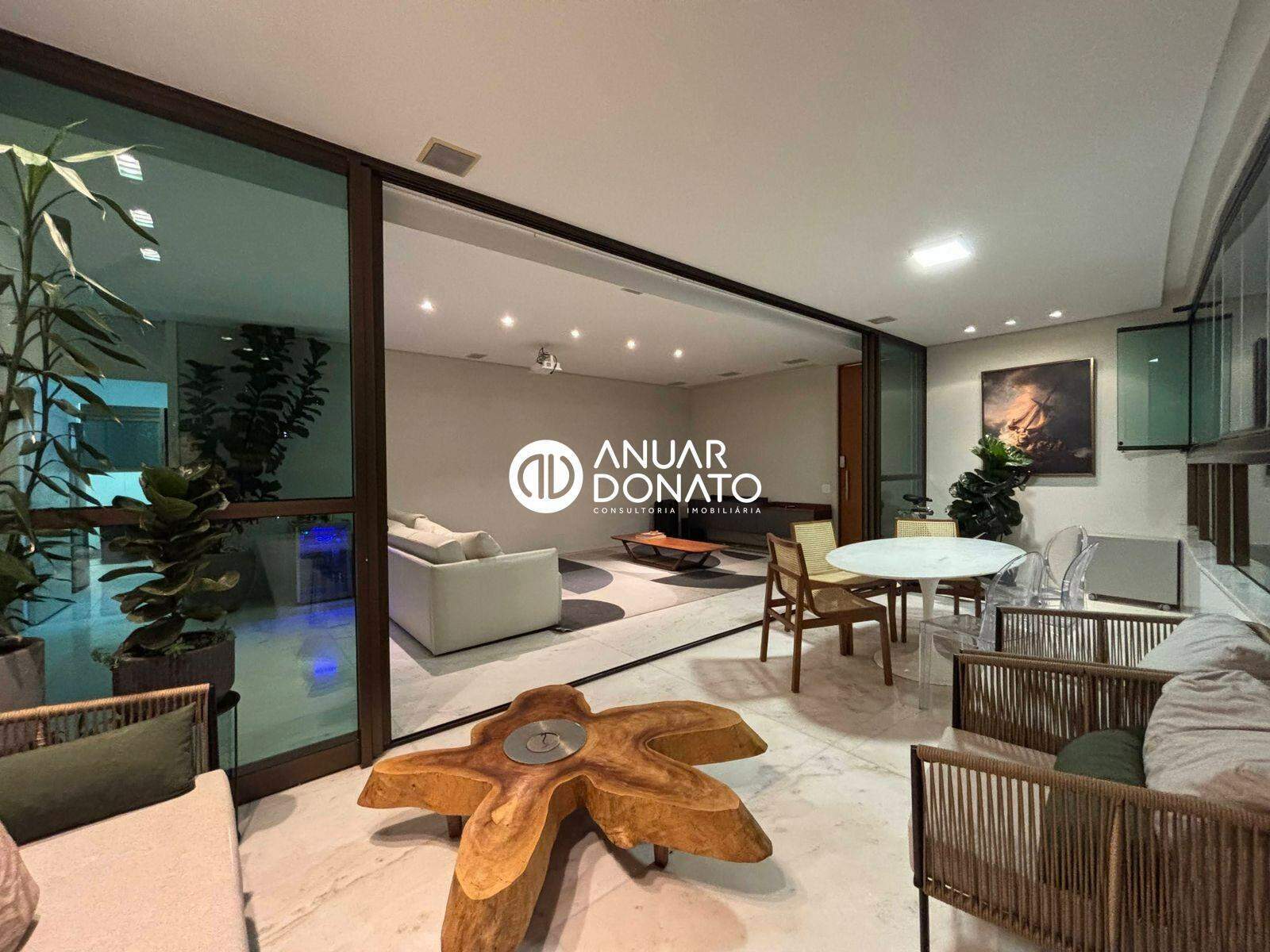 Apartamento com 4 quartos — Santa Lúcia, Belo Horizonte
