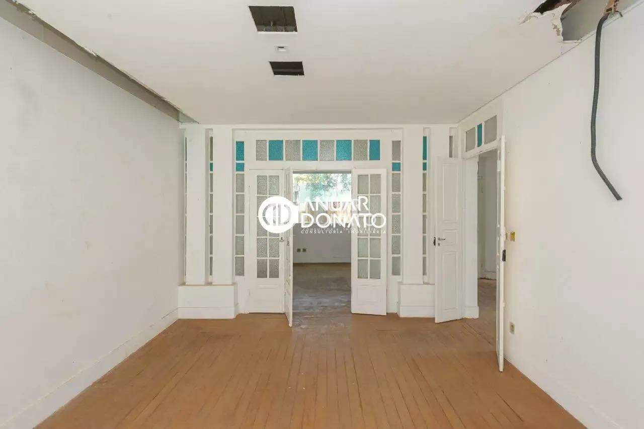 Casa com 6 quartos — Santa Efigênia, Belo Horizonte
