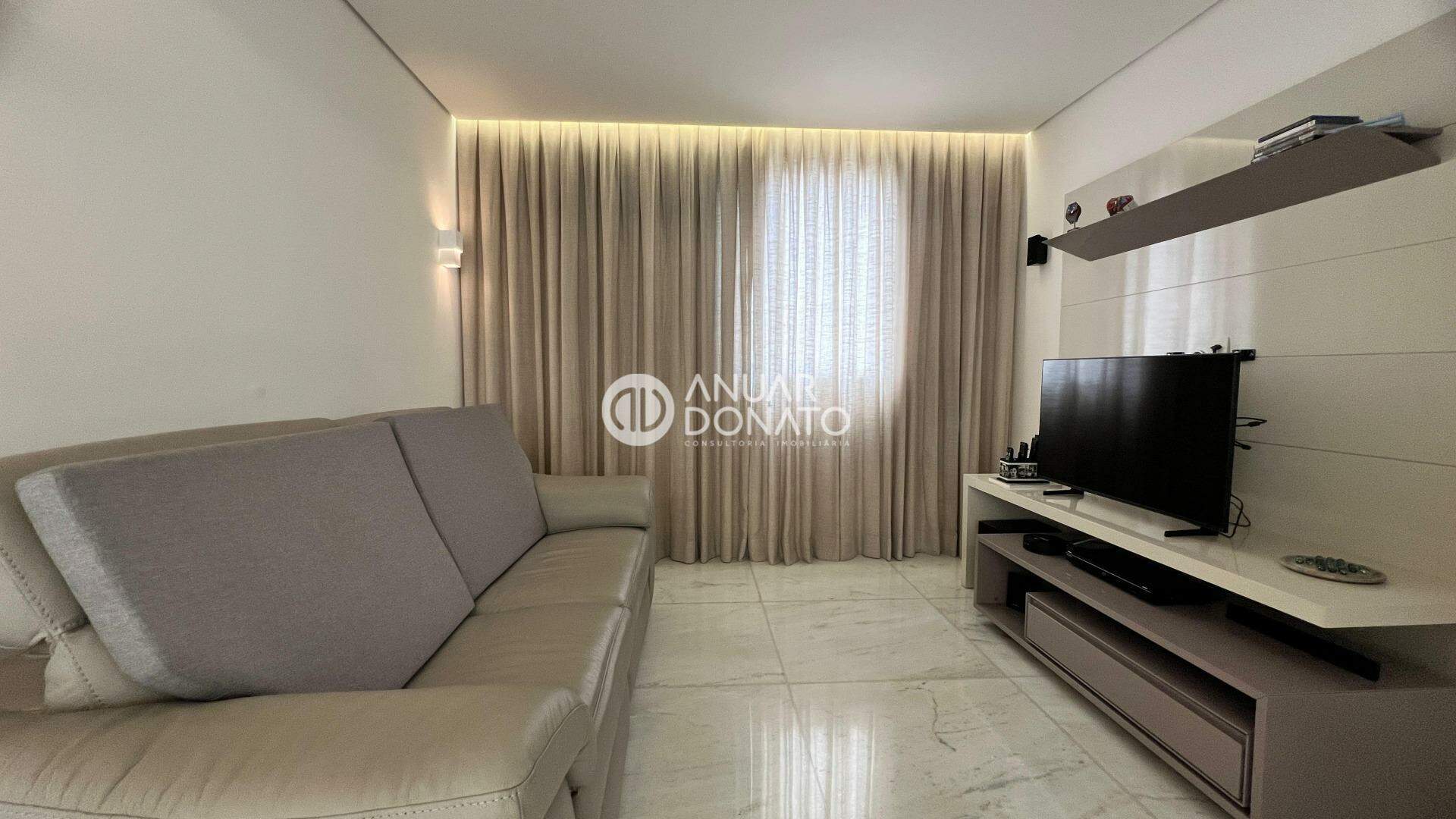 Apartamento com 3 quartos — Savassi, Belo Horizonte