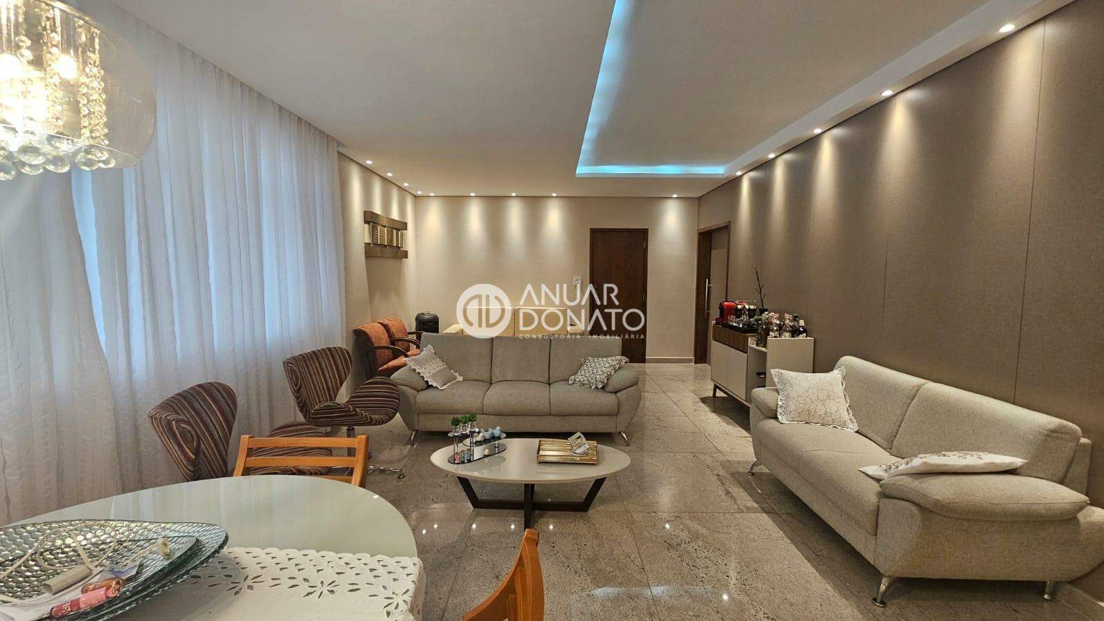 Apartamento com 4 quartos — Santo Agostinho, Belo Horizonte
