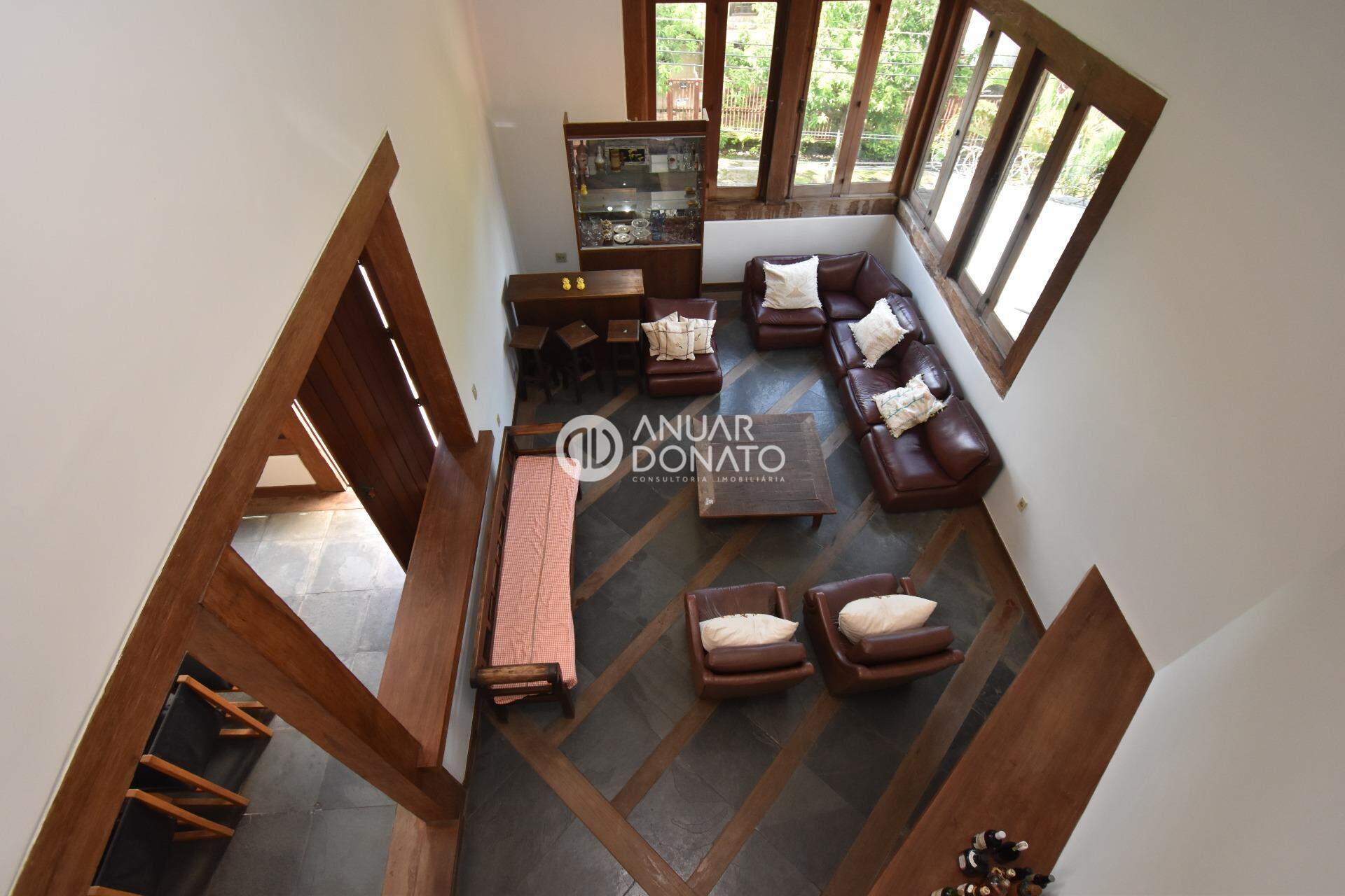 Casa com 3 quartos — Santa Lúcia, Belo Horizonte
