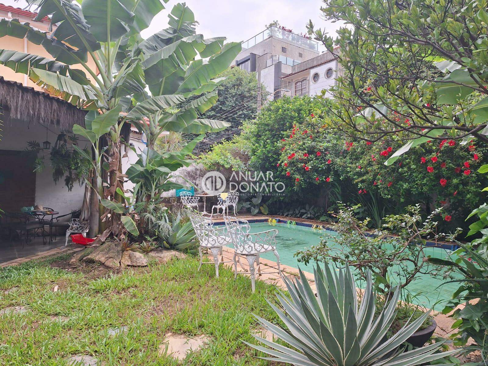 Casa com 6 quartos — Santa Lúcia, Belo Horizonte