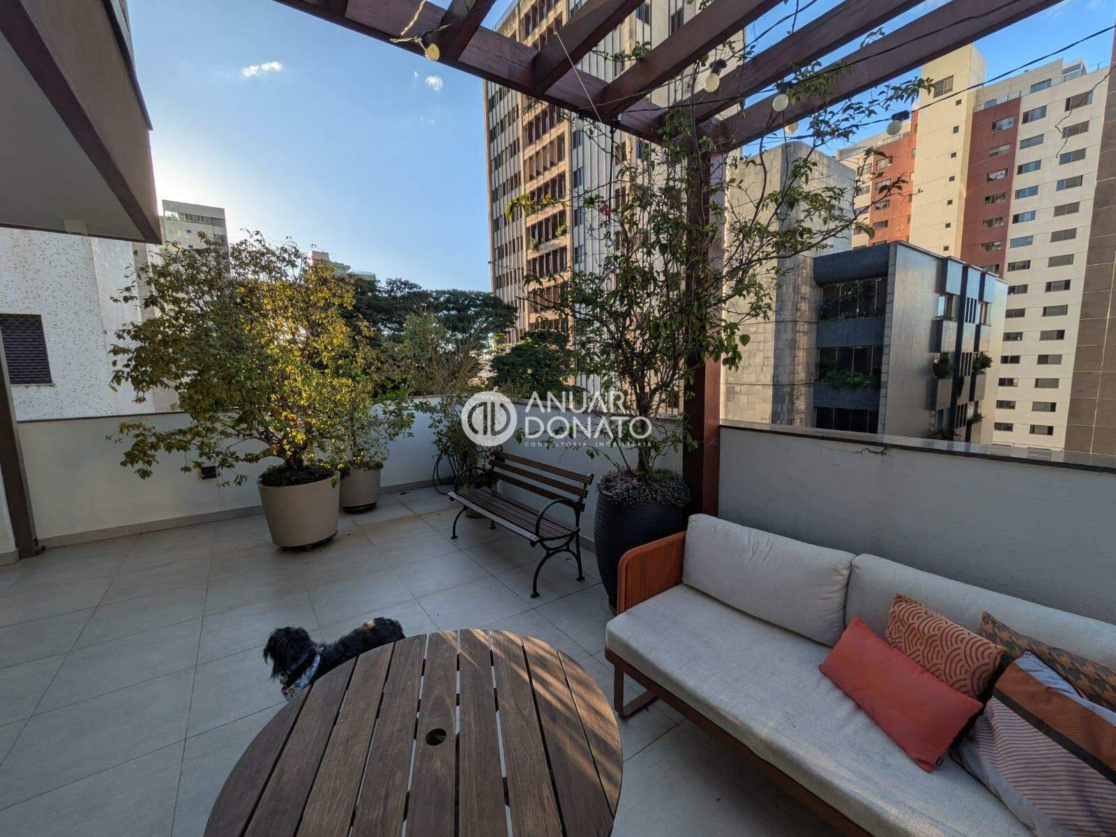 Apartamento com 3 quartos — Sion, Belo Horizonte