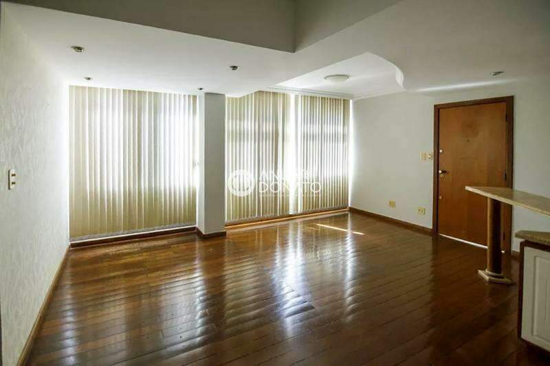 Apartamento com 3 quartos — Buritis, Belo Horizonte