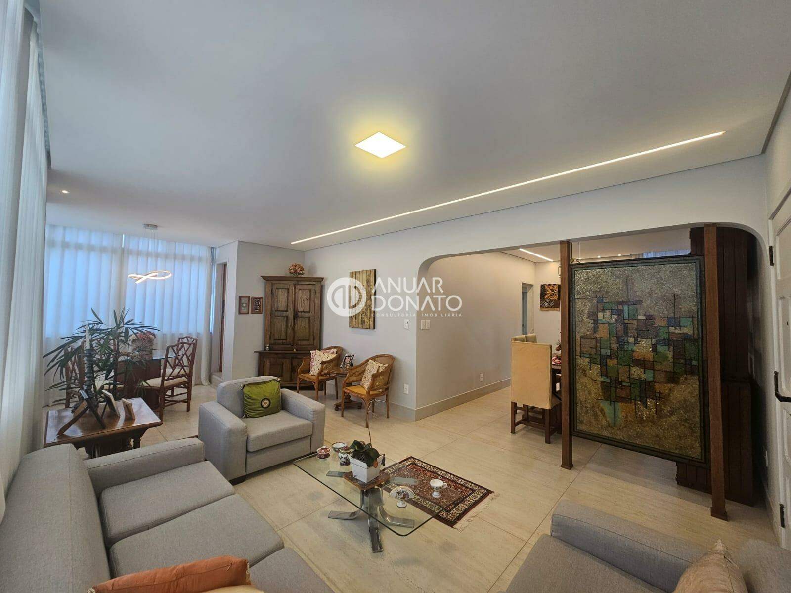 Apartamento com 4 quartos — Serra, Belo Horizonte