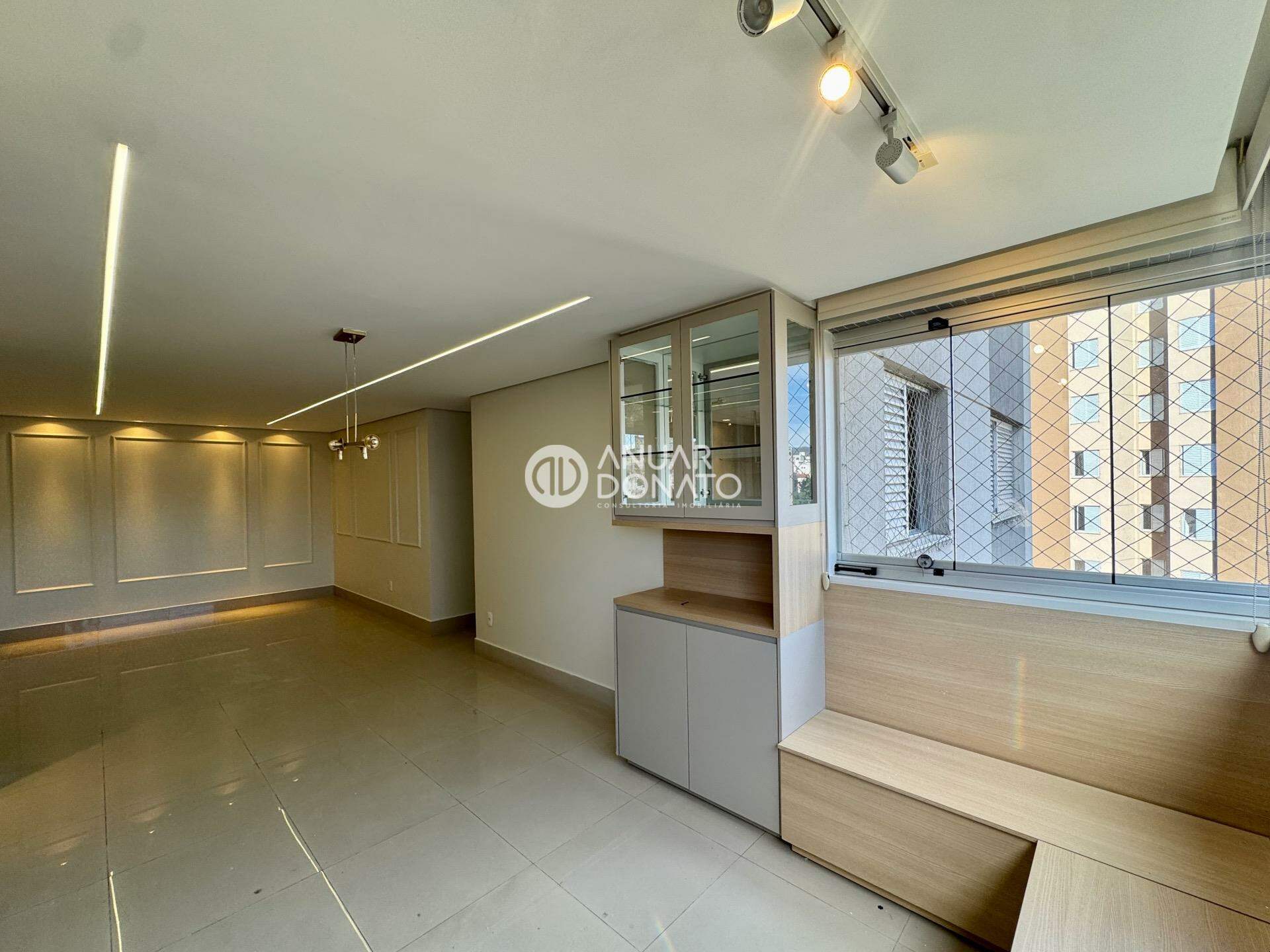 Apartamento com 3 quartos — Jardim América, Belo Horizonte