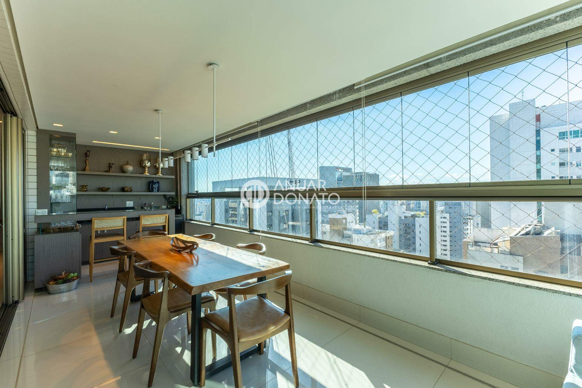 Apartamento com 4 quartos — Santo Agostinho, Belo Horizonte
