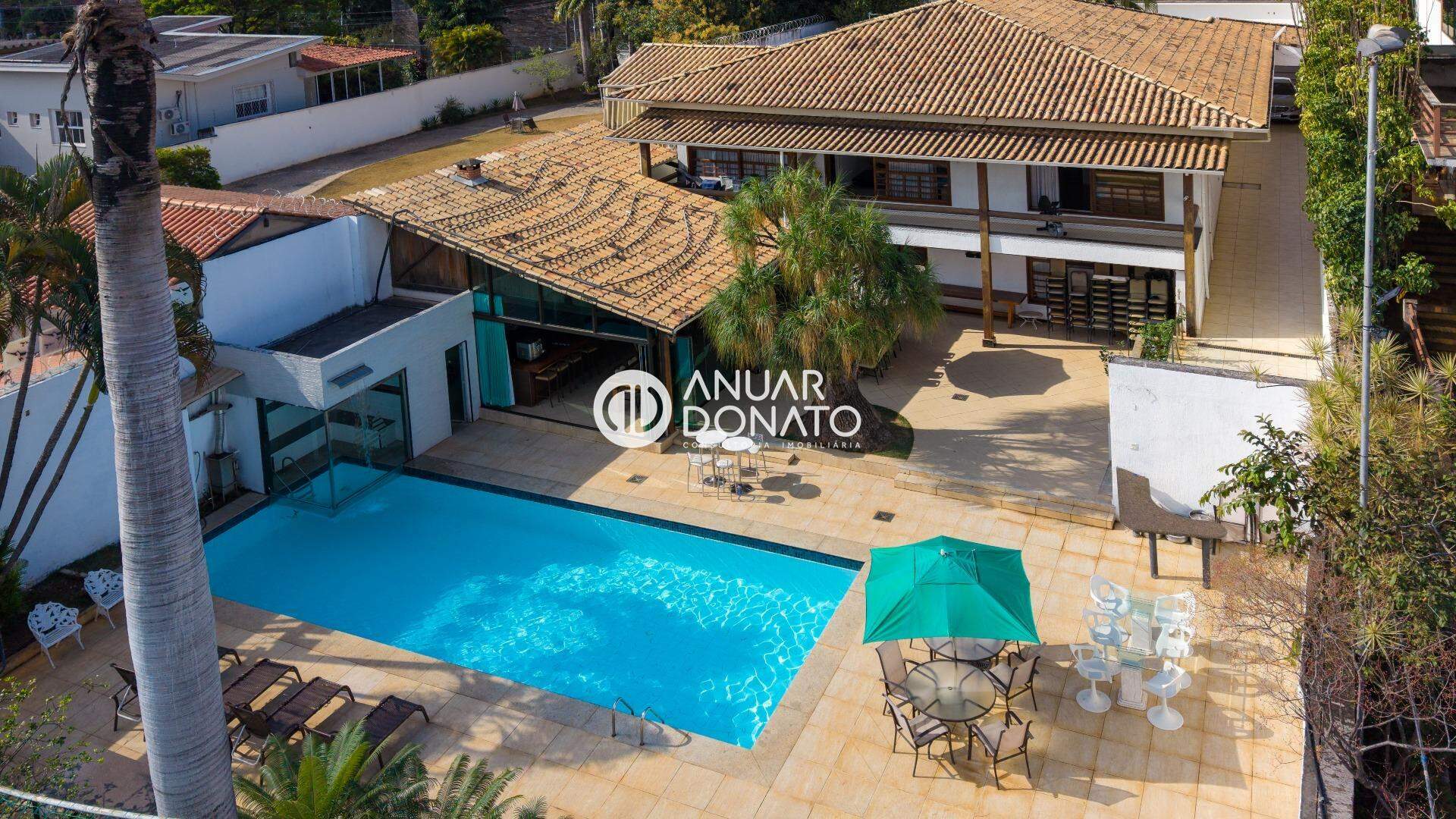 Casa com 5 quartos — São Luíz, Belo Horizonte